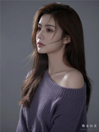 美女四